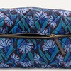 Amazon Essentials Women’s Quilted Travel Makeup Bag with Mesh Compartments, Black Faux Leather, One Size(Blue Floral)