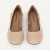 Amazon Essentials Women’s Comfortable Round Toe Ballet Flats, Cushioned Memory Foam(Beige Faux Leather)