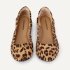 Amazon Essentials Women’s Comfortable Round Toe Ballet Flats, Cushioned Memory Foam(Light Brown Leopard)