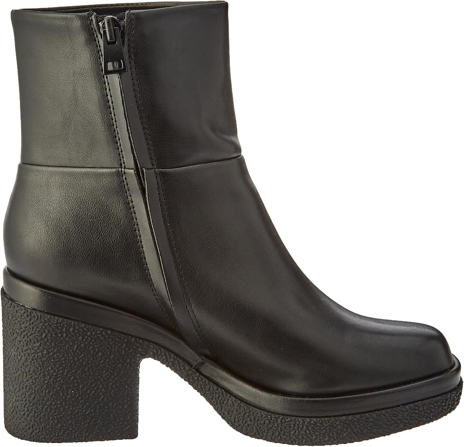 image:imageAmazon Essentials Womens Platform Ankle Boots with Square Toe Faux LeatherBlack