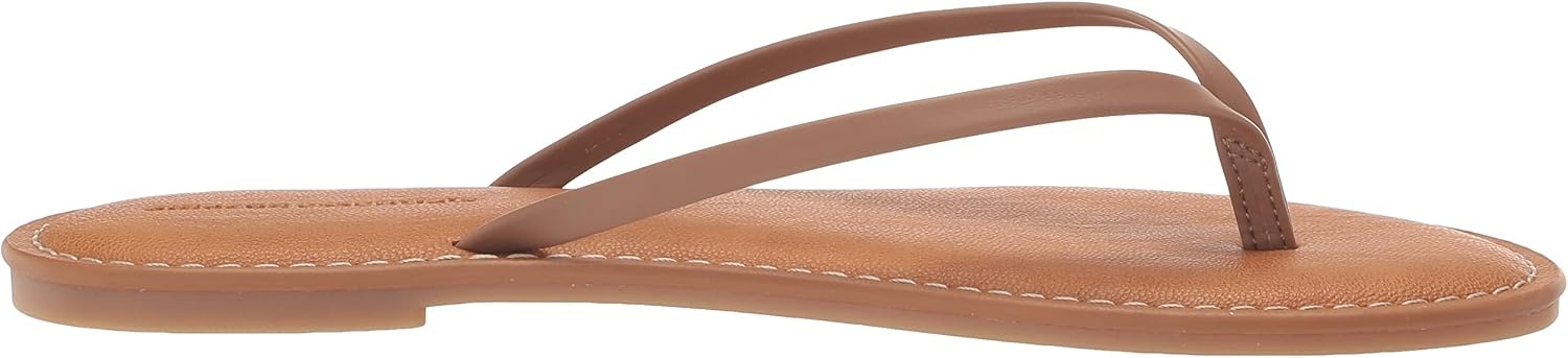image:imageAmazon Essentials Womens Thong SandalDark Brown