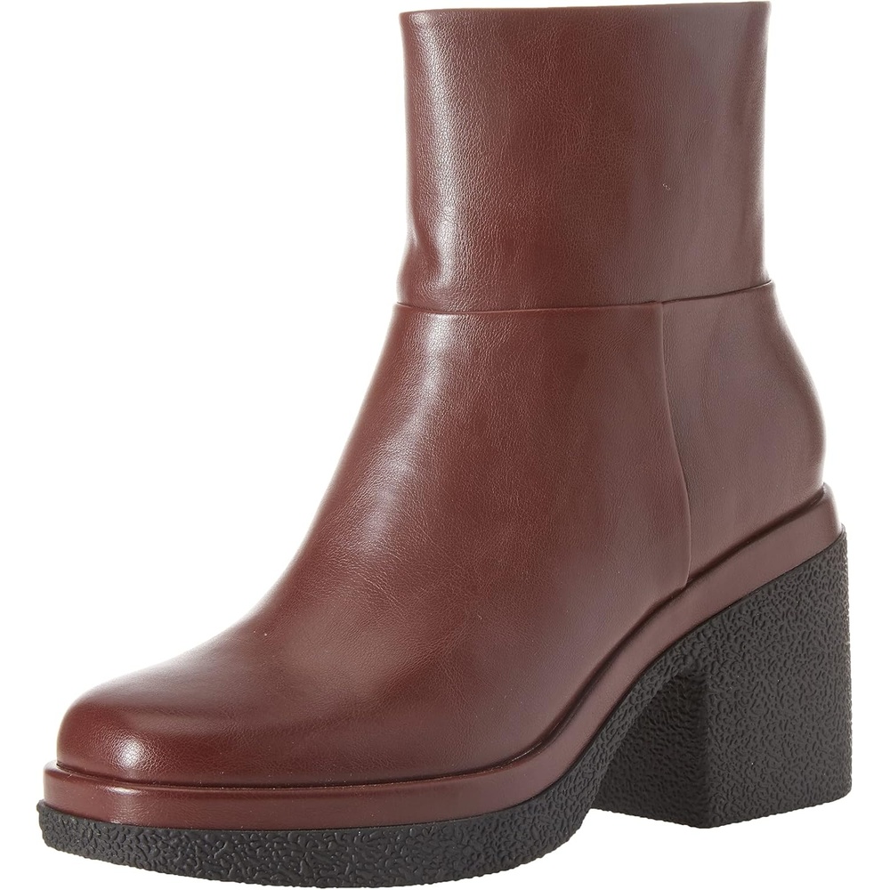 image:imageAmazon Essentials Womens Platform Ankle Boots with Square Toe Faux LeatherBlack Oxblood