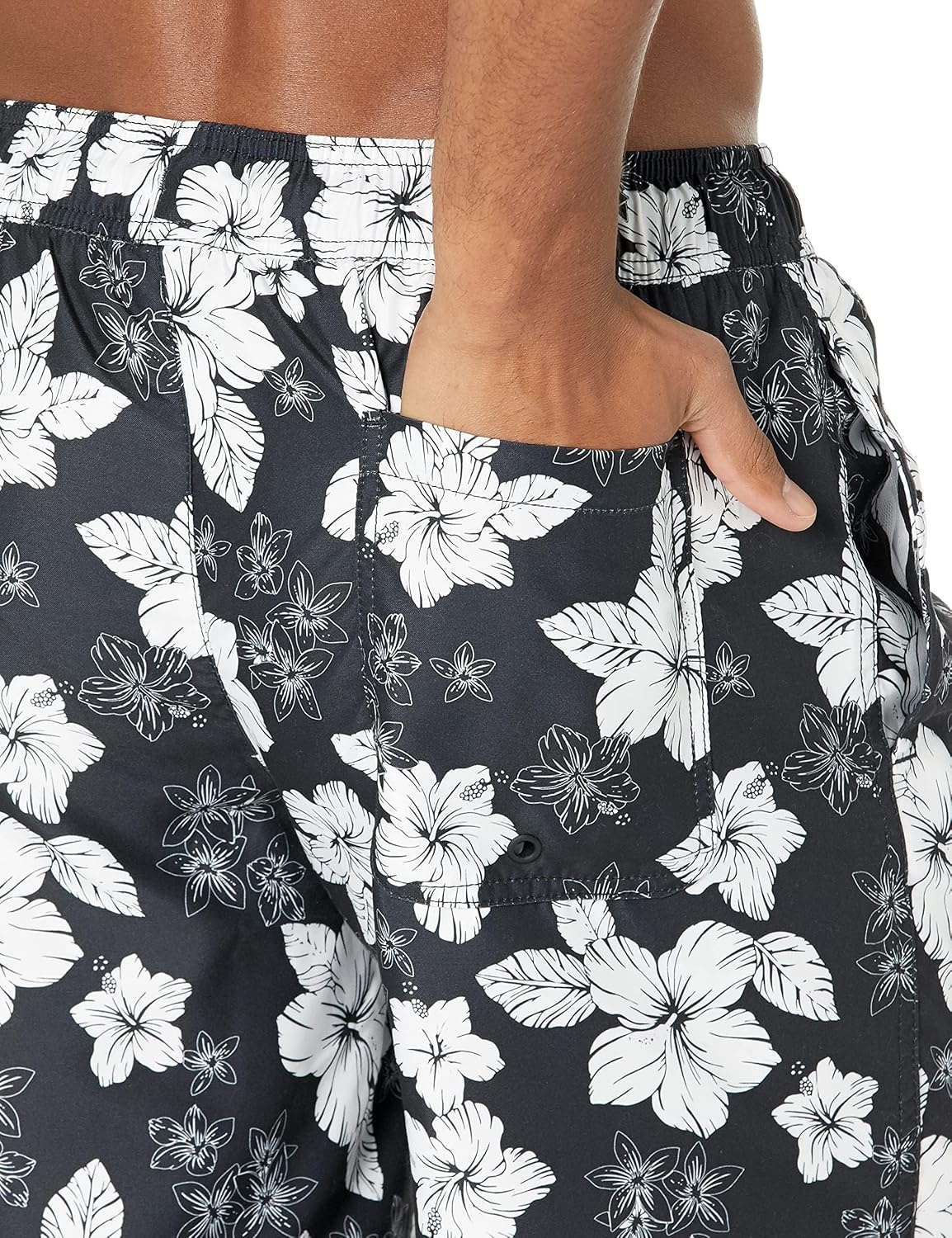 image:imageAmazon Essentials Mens Mens 9 QuickDry Lightweight Breathable Swim Trunk with Mesh LinerBlack Hibiscus Flower
