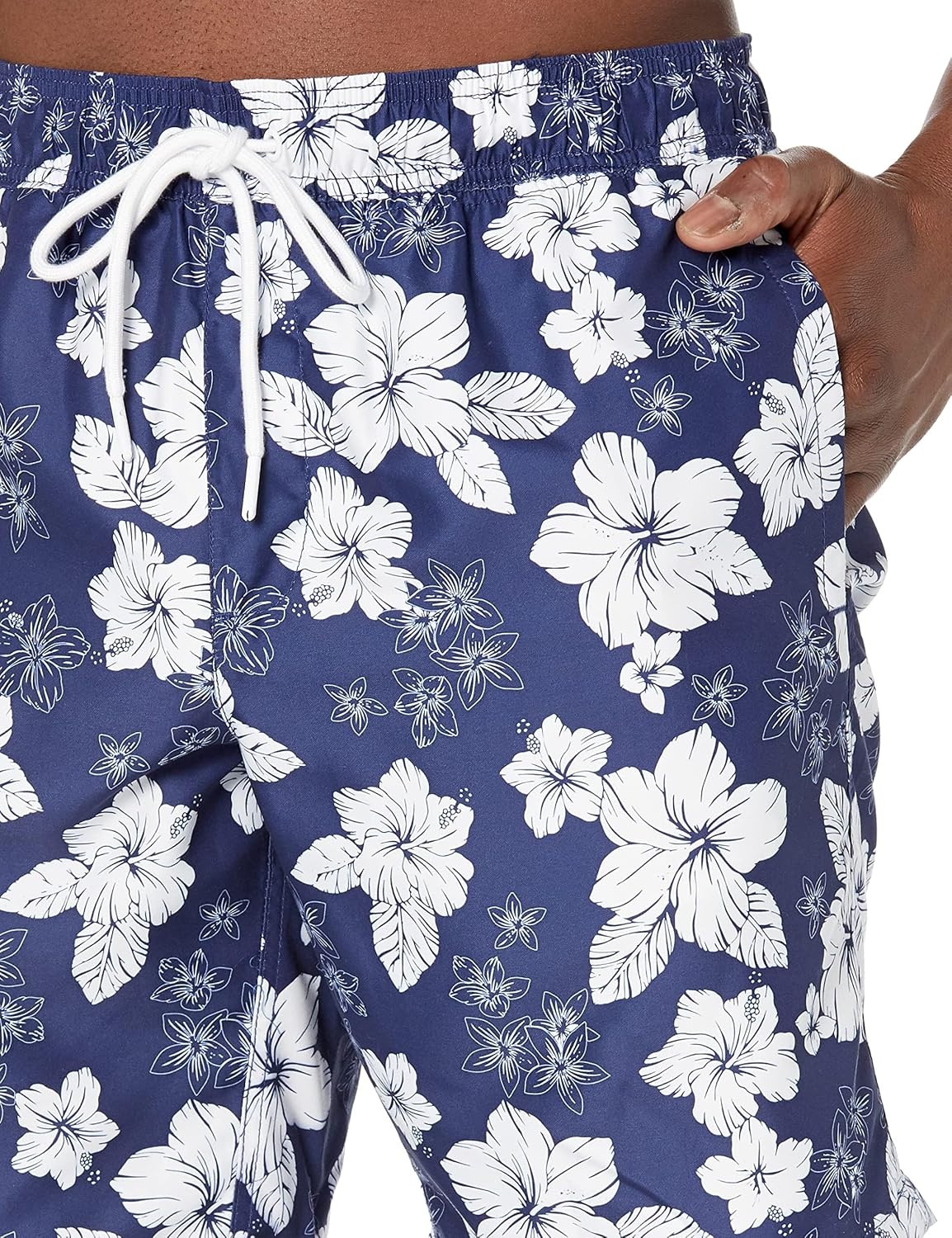 image:imageAmazon Essentials Mens Mens 9 QuickDry Lightweight Breathable Swim Trunk with Mesh LinerNavy Hibiscus Flower