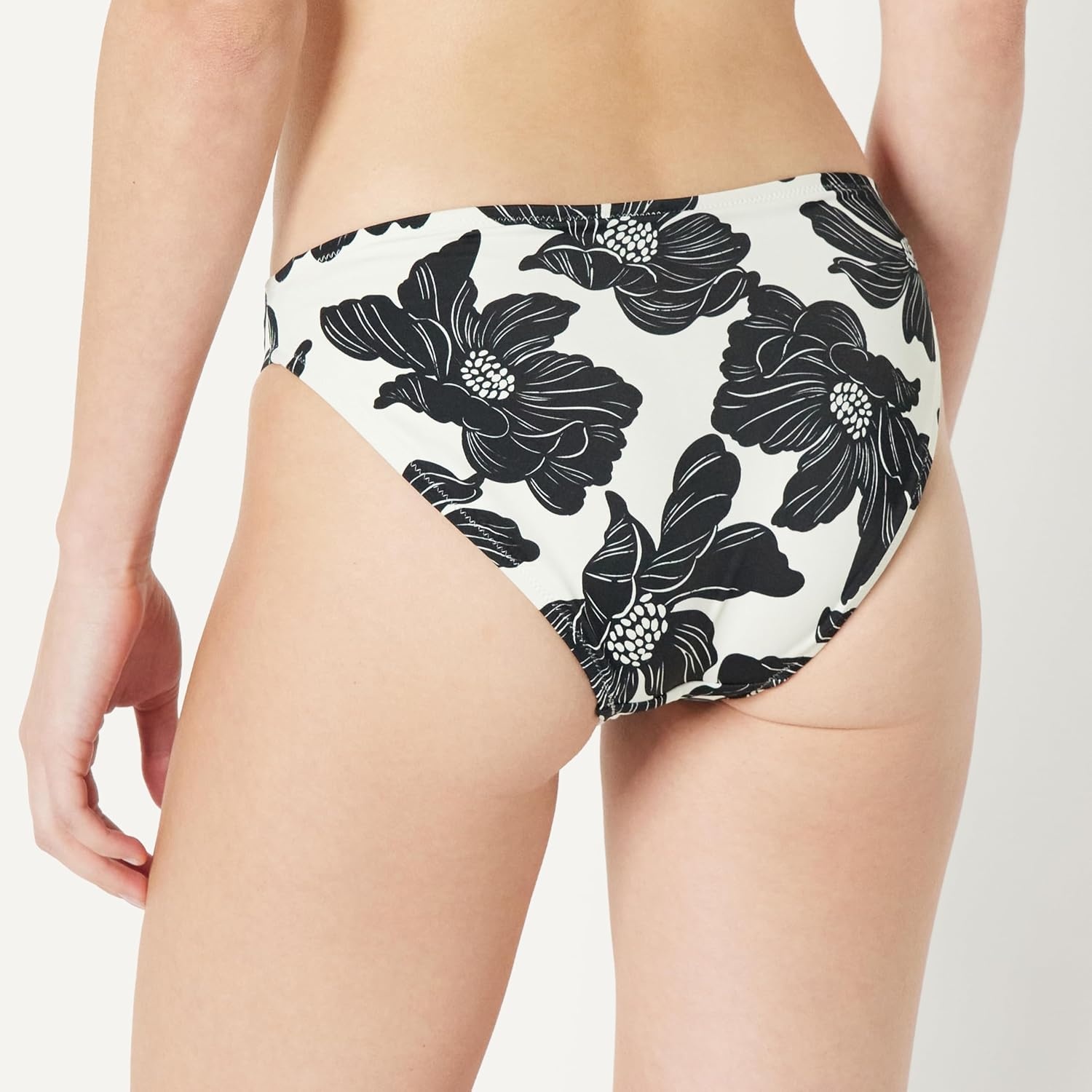 image:imageAmazon Essentials Womens Classic Full Coverage Bikini Swimsuit BottomCream Black Floral