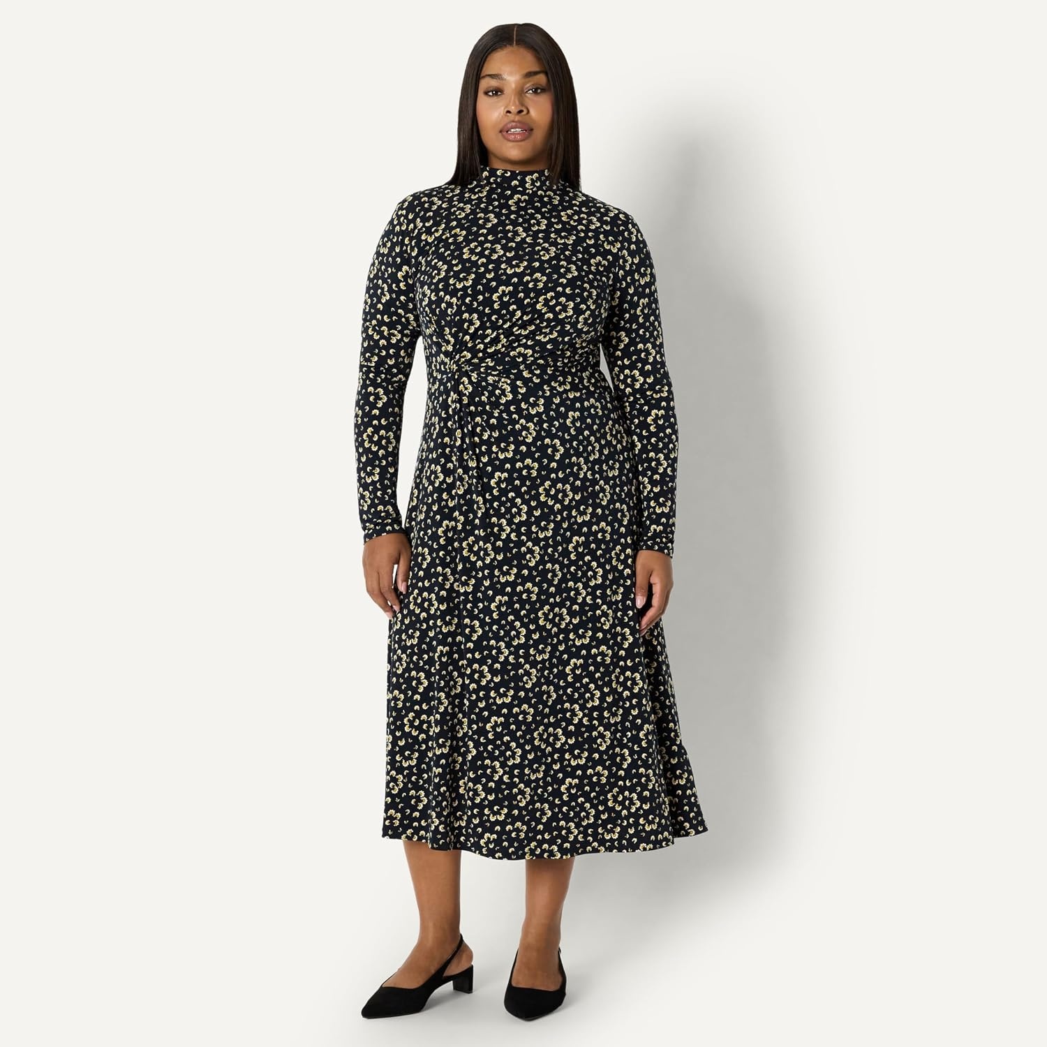 image:imageAmazon Essentials Womens Fit and Flare Jersey LongSleeved Maxi DressNavy Cream Petals