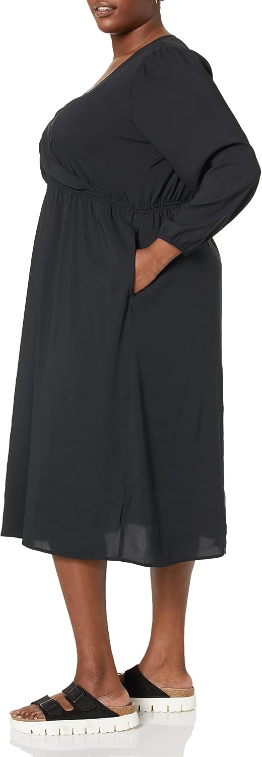 image:imageAmazon Essentials Womens Lightweight Georgette Long Sleeve VNeck Midi Dress Available in Plus SizeBlack