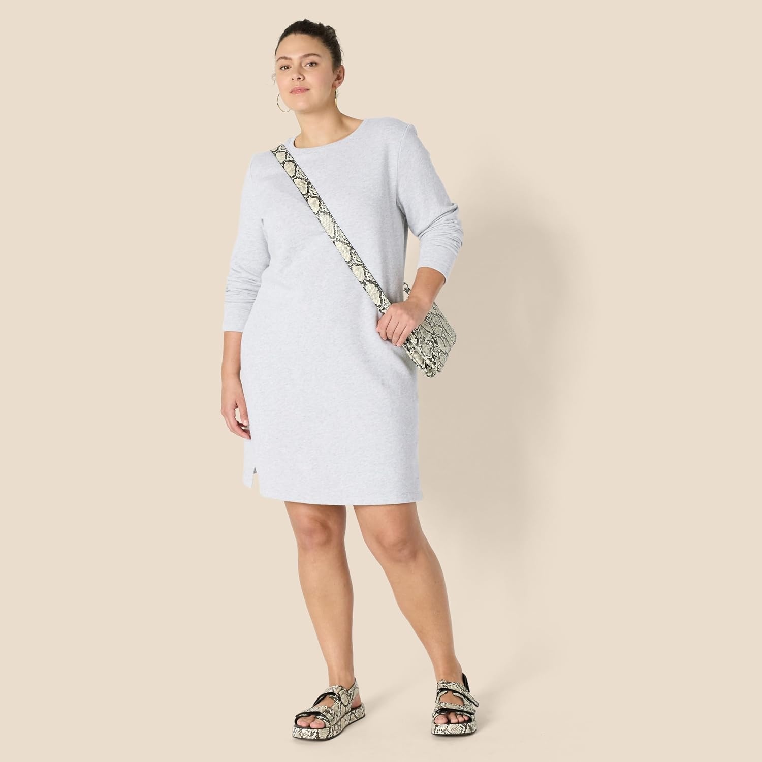image:imageAmazon Essentials Womens Long Sleeve Crewneck Fleece AboveTheKnee Dress with Ribbed DetailLight Grey Heather