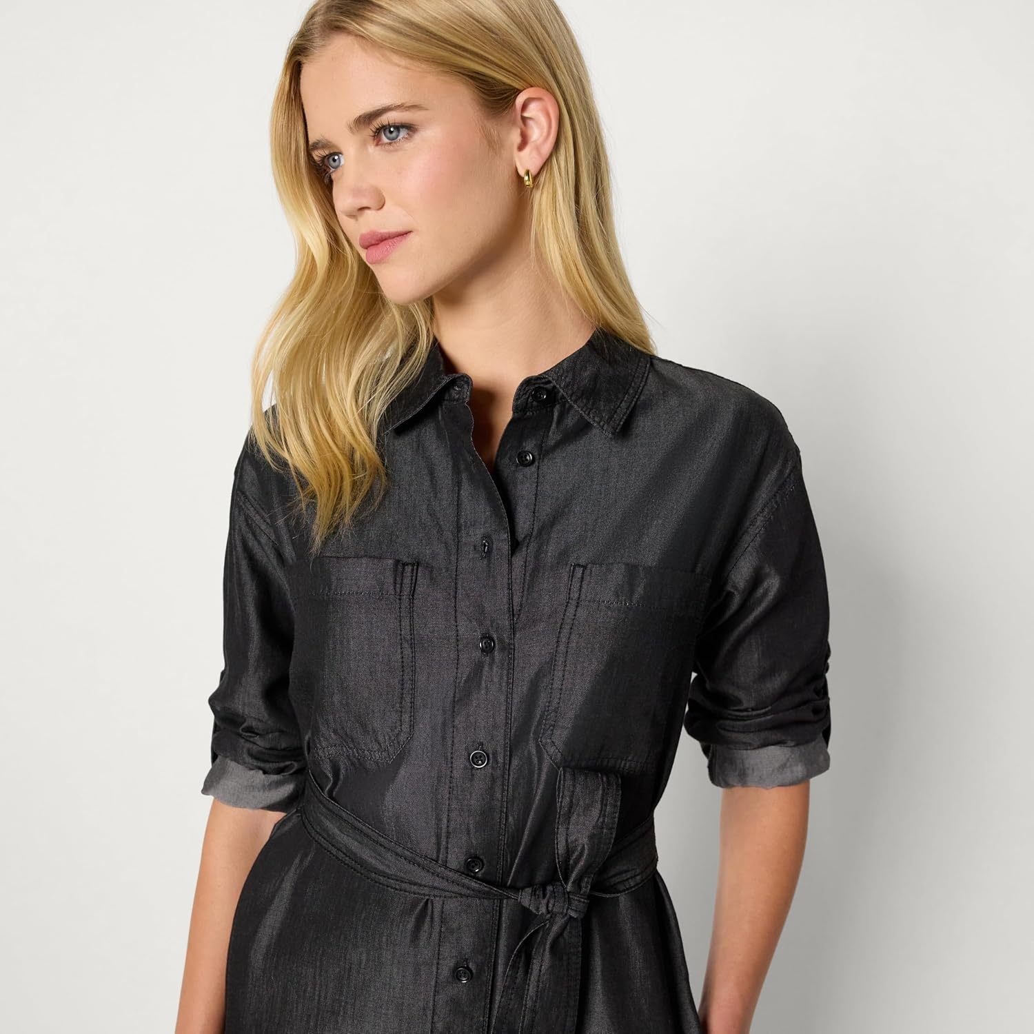 image:imageAmazon Essentials Womens RegularFit Denim Chambray LongSleeve DressBlack Wash