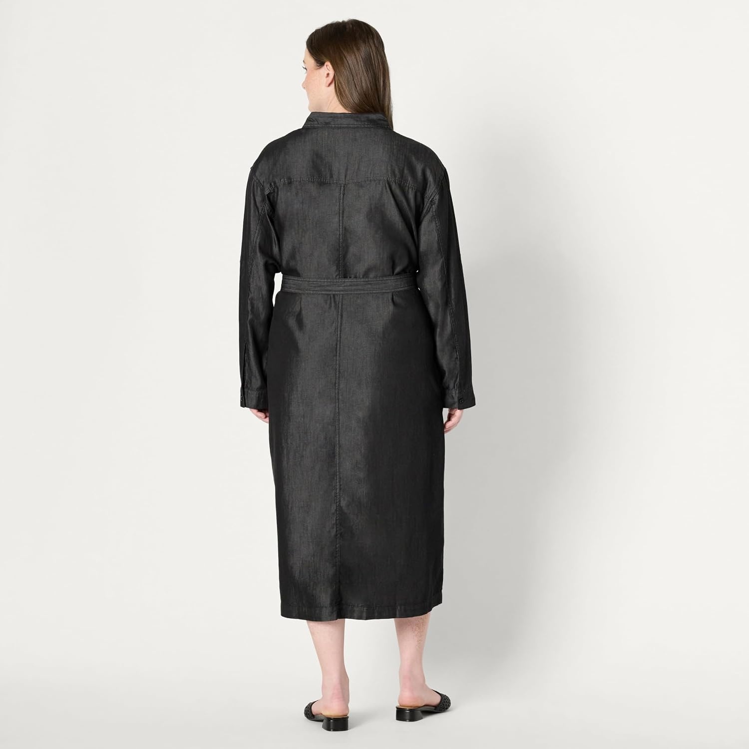 image:imageAmazon Essentials Womens RegularFit Denim Chambray LongSleeve DressBlack Wash