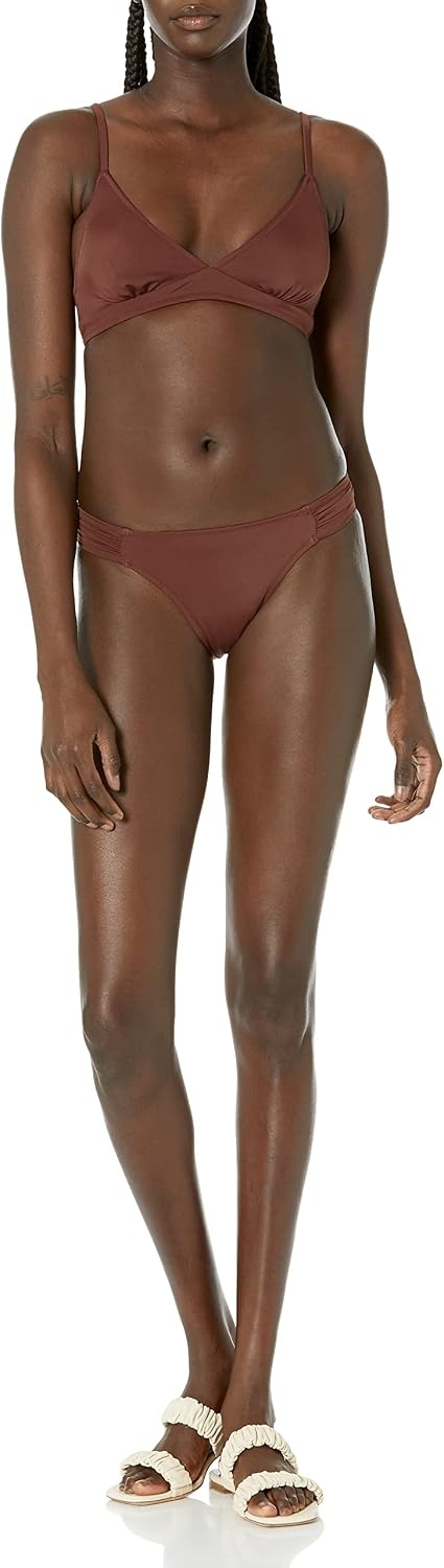 image:imageAmazon Essentials Womens Ruched Side Tab Full Coverage Bikini Swimsuit BottomDeep Brown