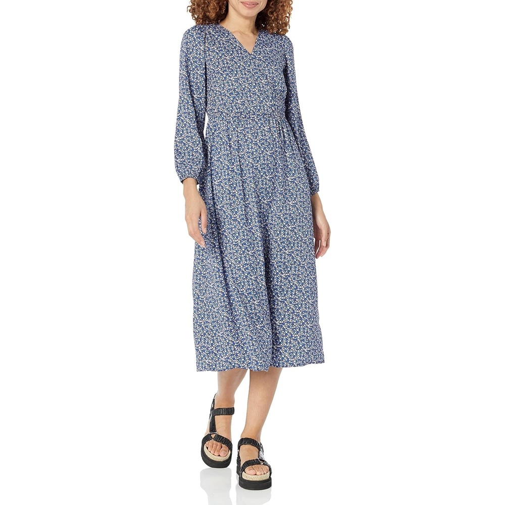 image:imageAmazon Essentials Womens Lightweight Georgette Long Sleeve VNeck Midi Dress Available in Plus SizeBlue Ditsy Floral