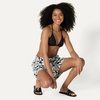 Amazon Essentials Women’s Light Support Triangle Bikini Top with Removable Cups(Black)