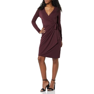 Amazon Essentials Women’s Long Sleeve Classic Wrap Dress, V Neck, Pleated, Midweight Fabric (Available in Plus Size)(Burgundy)