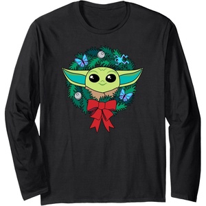 Amazon Essentials The Mandalorian Grogu Holiday Christmas Wreath Long Sleeve T-Shirt(Black)