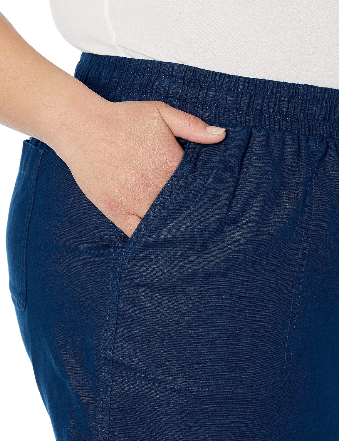 image:imageAmazon Essentials Womens 5 Inseam Drawstring Linen Blend Shorts with Elastic Waist Available in Plus SizeDark Blue
