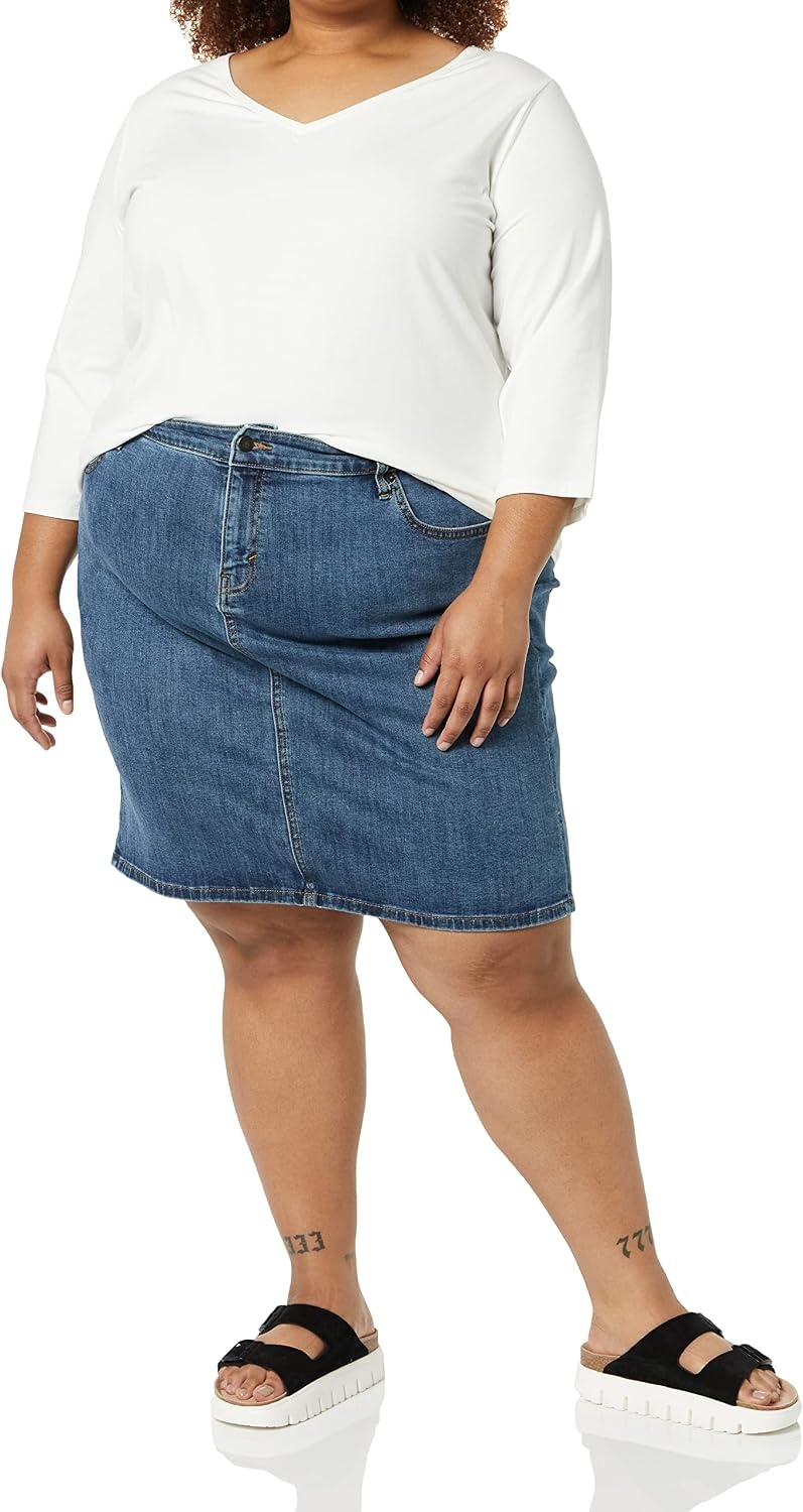 image:imageAmazon Essentials Womens Classic 5Pocket Denim SkirtMedium Wash