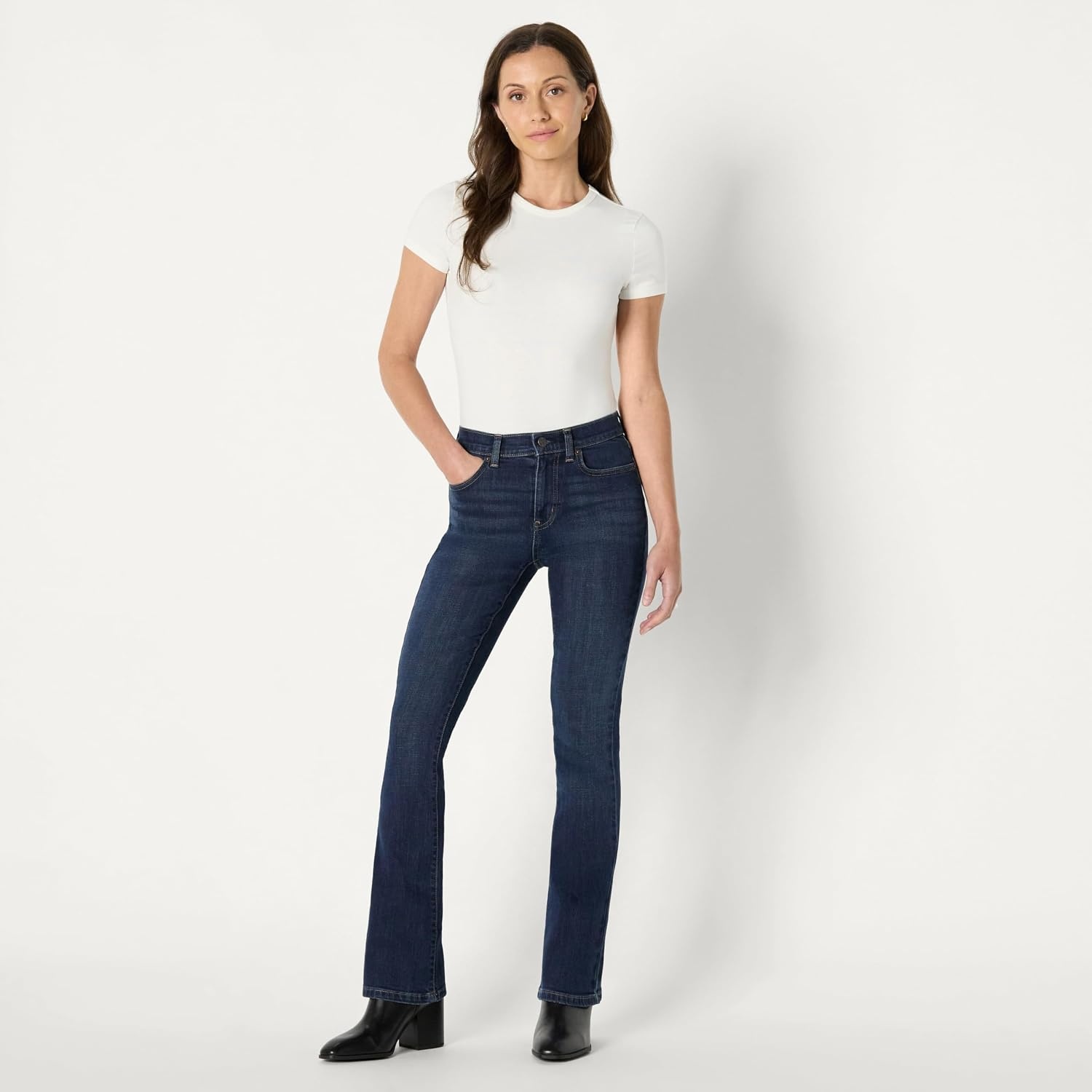 image:imageAmazon Essentials Womens Curvy SlimFit MidRise Bootcut JeansDark Midnight Wash