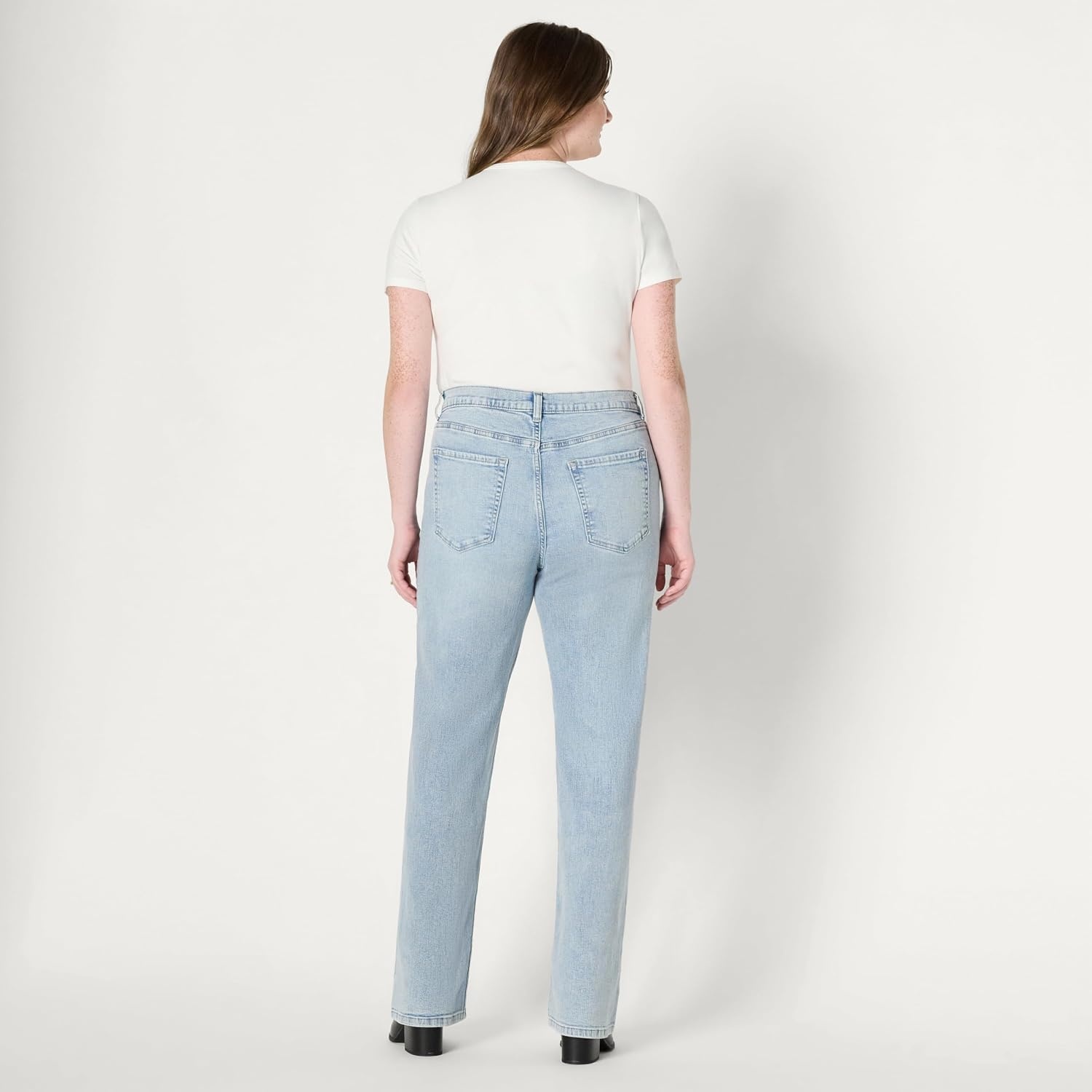 image:imageAmazon Essentials Womens Curvy SlimFit MidRise Bootcut JeansTinted Ice Light Wash