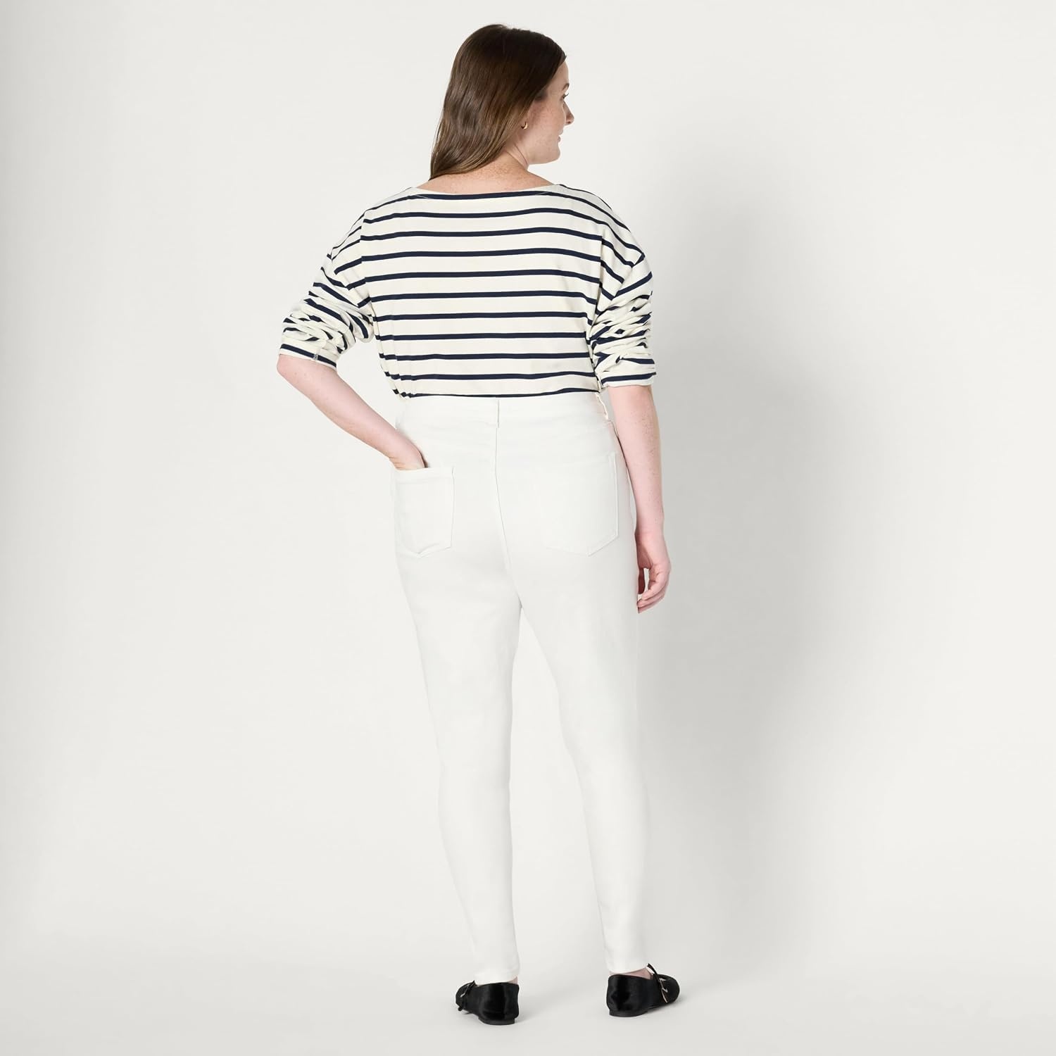 image:imageAmazon Essentials Womens High Stretch HighRise Skinny JeansWhite