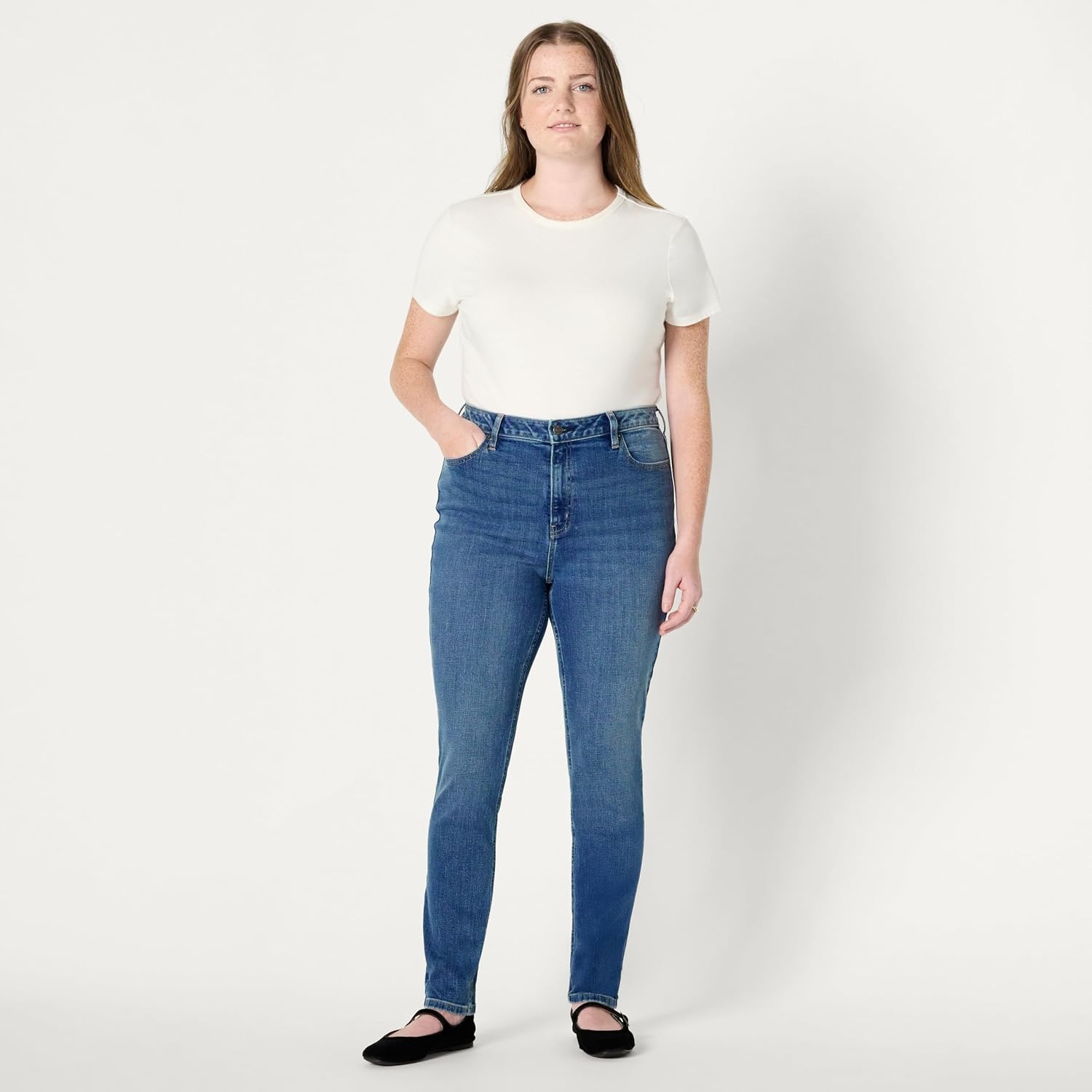 image:imageAmazon Essentials Womens High Stretch MidRise Skinny JeanMedium Blue