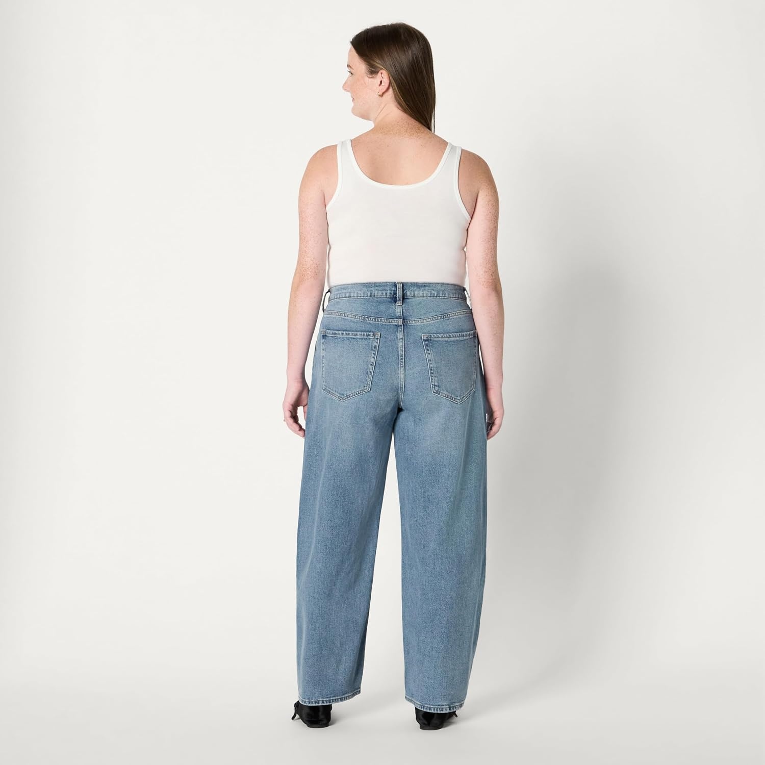 image:imageAmazon Essentials Womens HighRise Barrel Leg JeansAuthentic Medium Wash