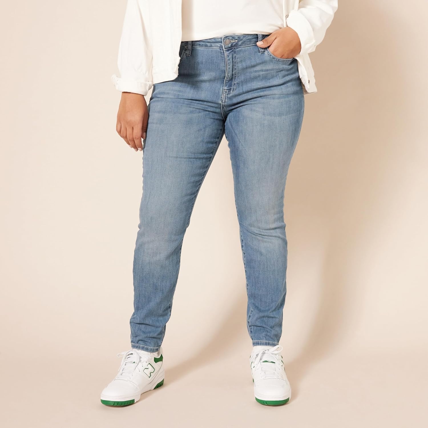 image:imageAmazon Essentials Womens HighRise Skinny Jeans with Stretch 5Pocket Styling 3 Inseam Lengths Discontinued ColorsLight Wash