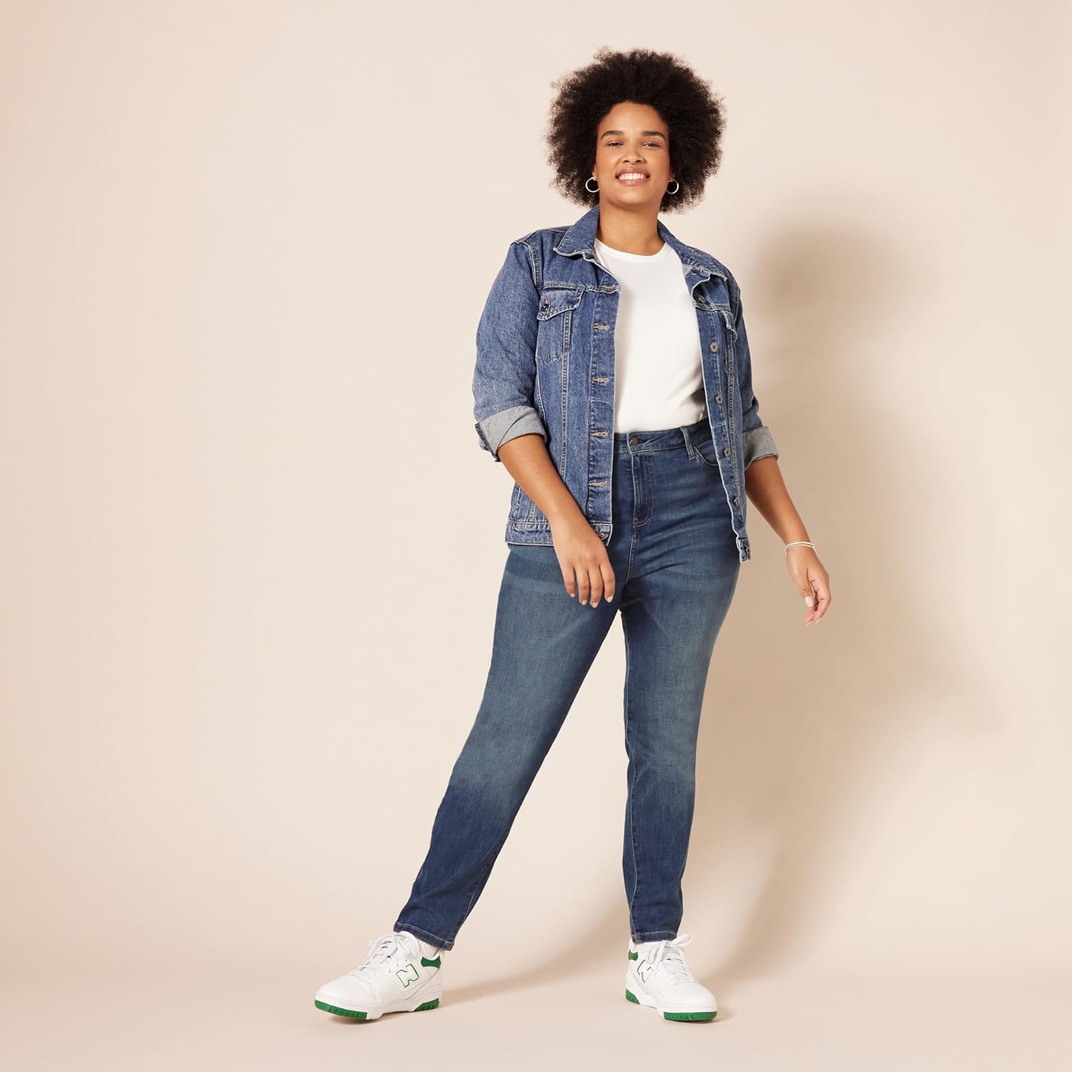 image:imageAmazon Essentials Womens HighRise Skinny Jeans with Stretch 5Pocket Styling 3 Inseam Lengths Discontinued ColorsMedium Wash