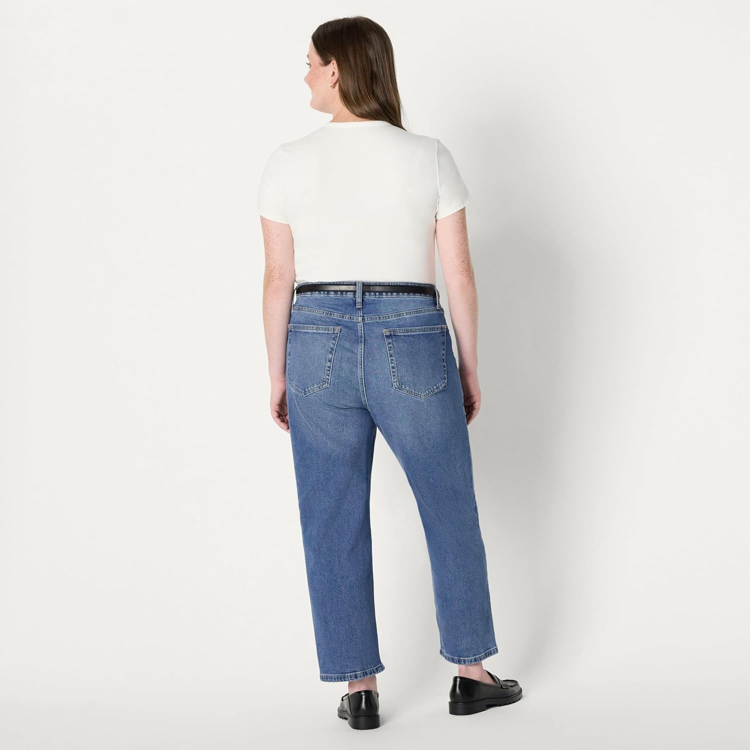 image:imageAmazon Essentials Womens HighRise Straight Leg JeanMedium Blue Vintage