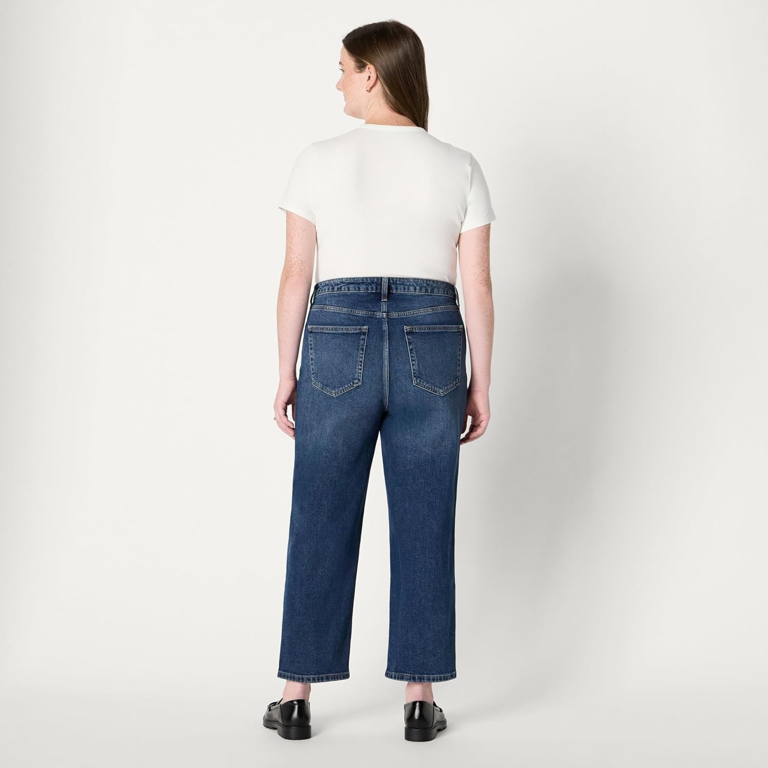image:imageAmazon Essentials Womens HighRise Straight Leg JeanStone Dark Wash