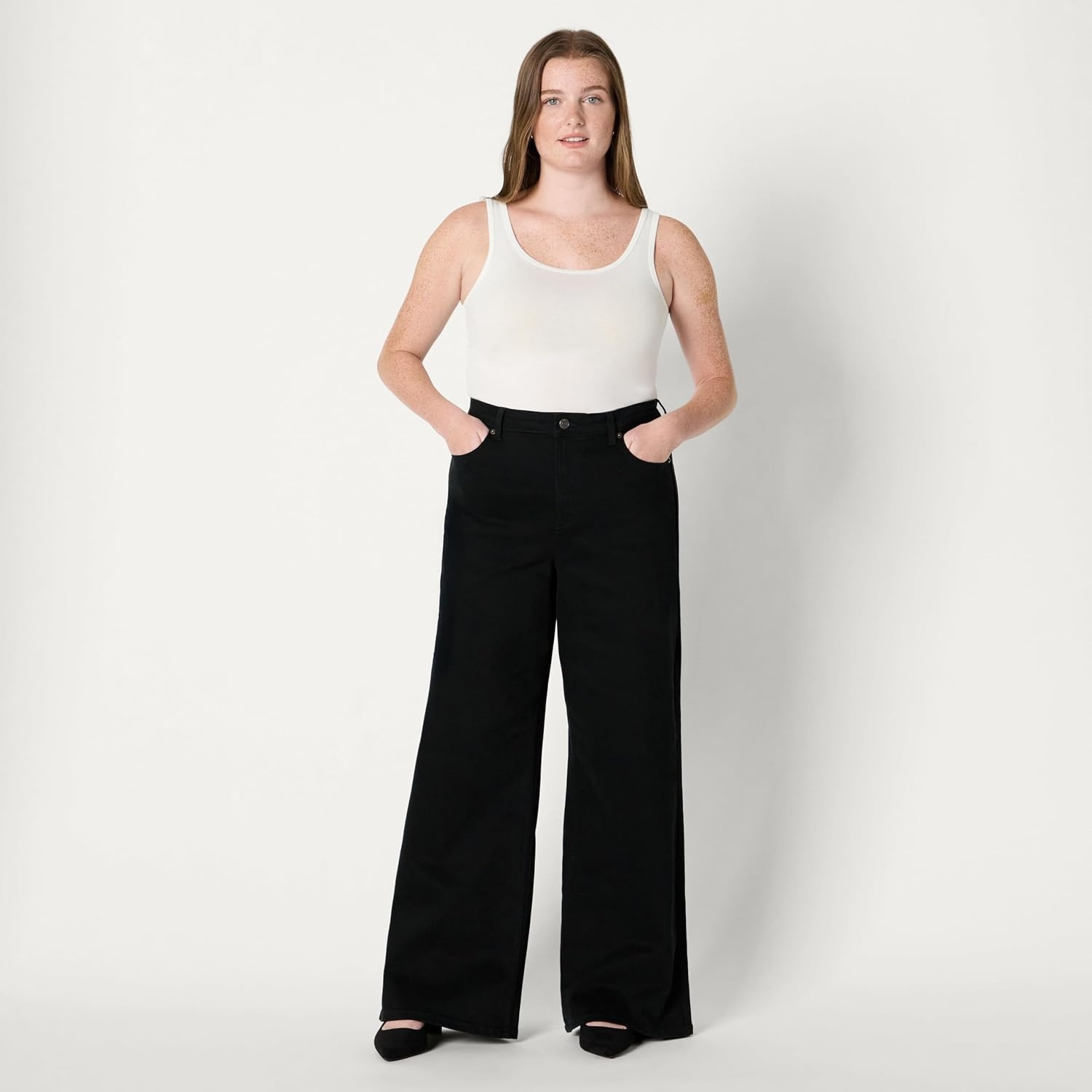 image:imageAmazon Essentials Womens HighRise Wide Leg Crop JeansBlack