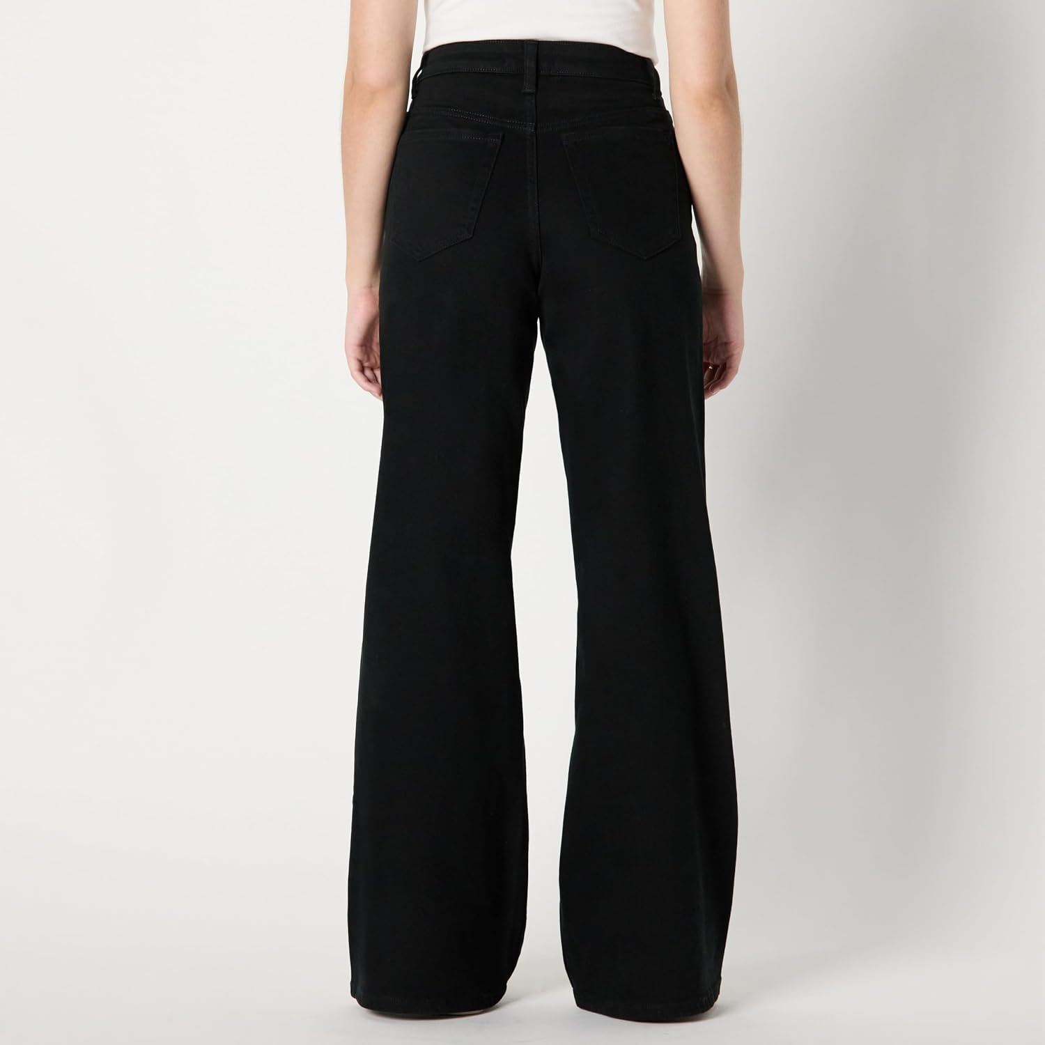 image:imageAmazon Essentials Womens HighRise Wide Leg Crop JeansBlack