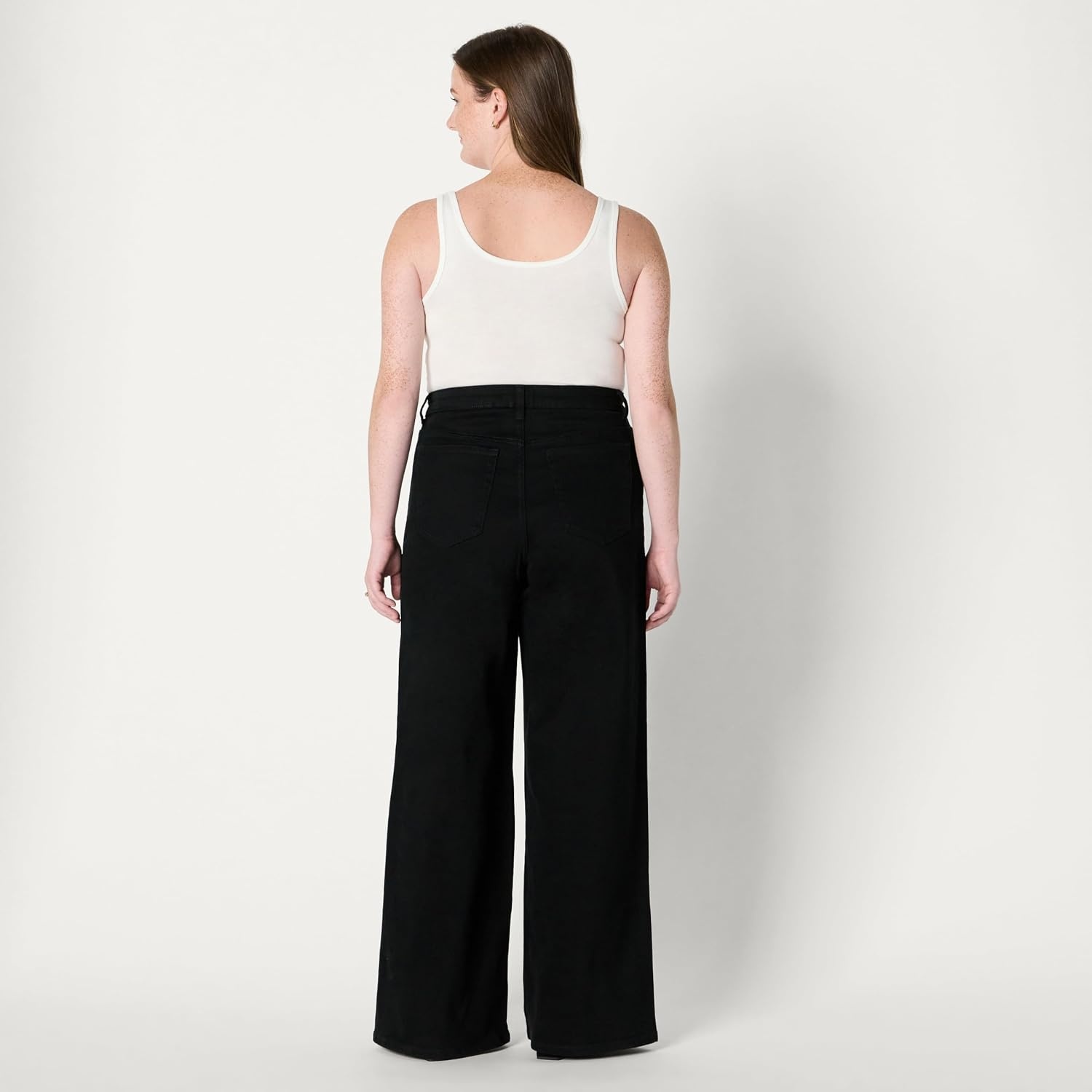 image:imageAmazon Essentials Womens HighRise Wide Leg Crop JeansBlack