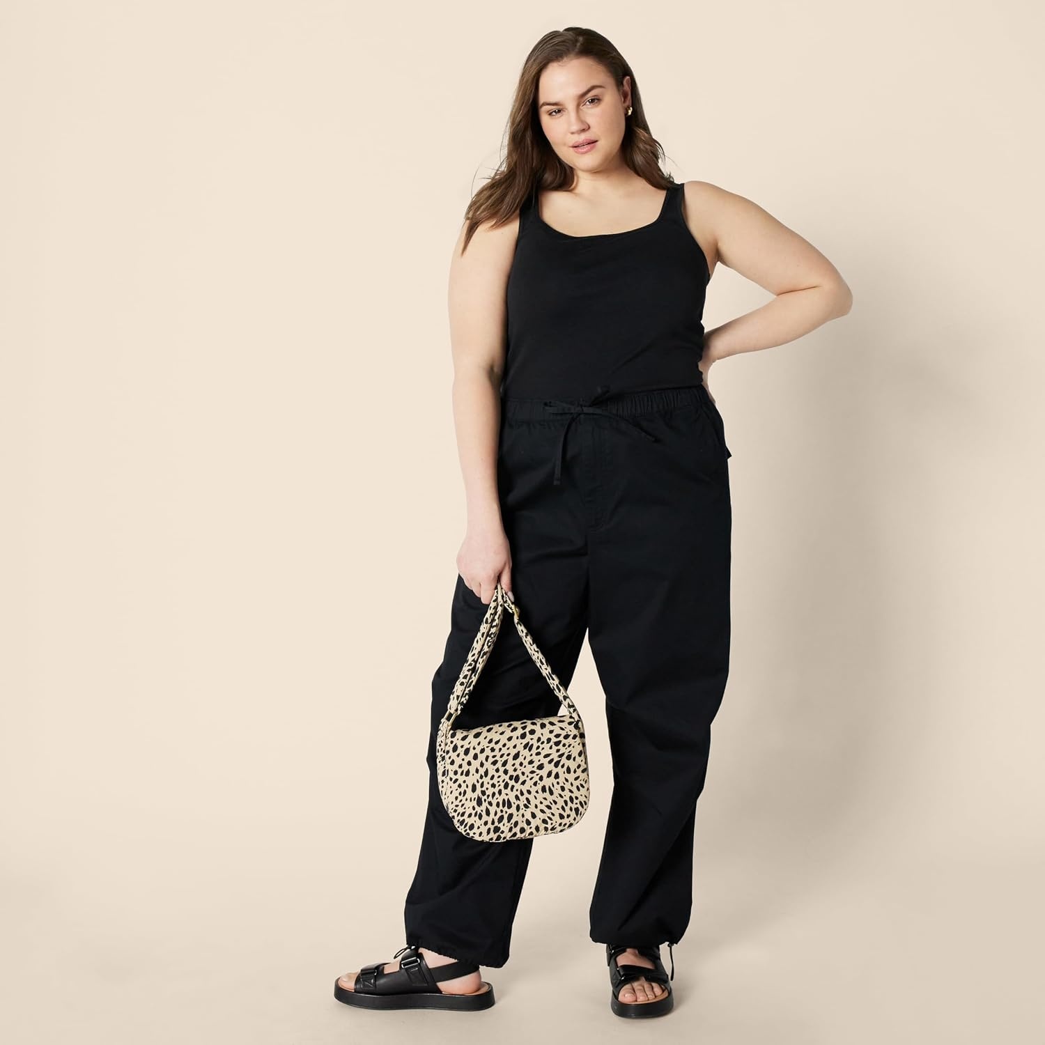image:imageAmazon Essentials Womens MidRise Baggy LooseFit WideLeg Parachute PantsBlack