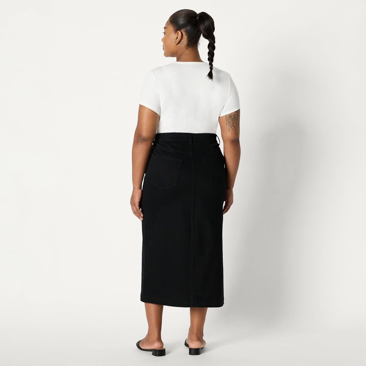 image:imageAmazon Essentials Womens RegularFit HighRise Long Jean Skirt with Slight Aline Silhouette 5 Pocket StylingBlack