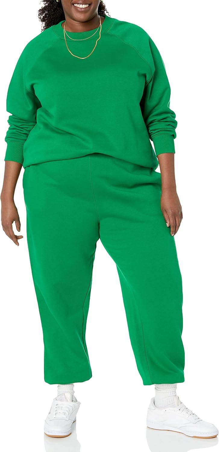 image:imageAmazon Essentials Womens Relaxed Fit Sweatpants Joggers with Elastic Waist Mid Rise Available in Plus SizeGreen