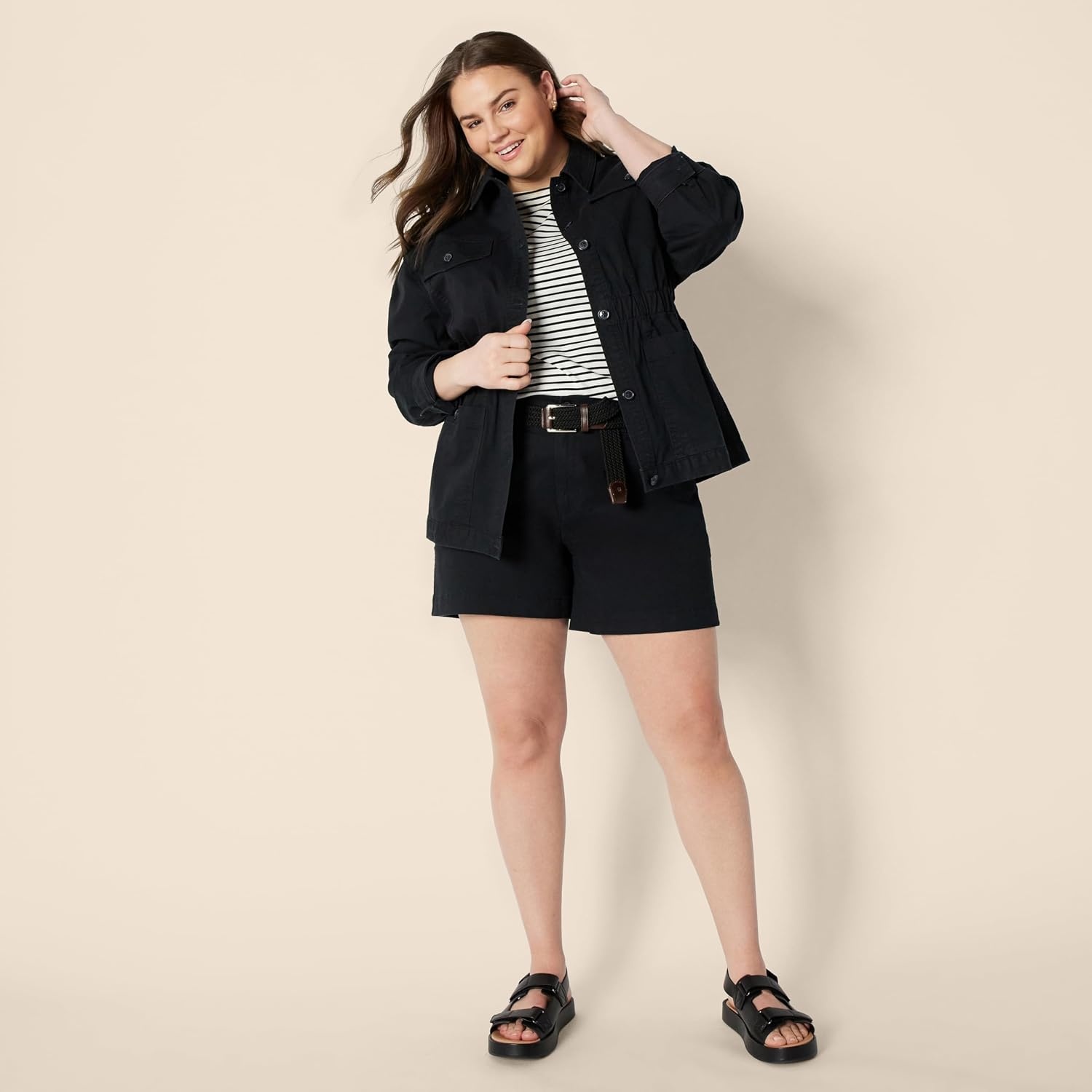 image:imageAmazon Essentials Womens RelaxedFit Dropped Shoulder Midweight Cotton Twill JacketBlack