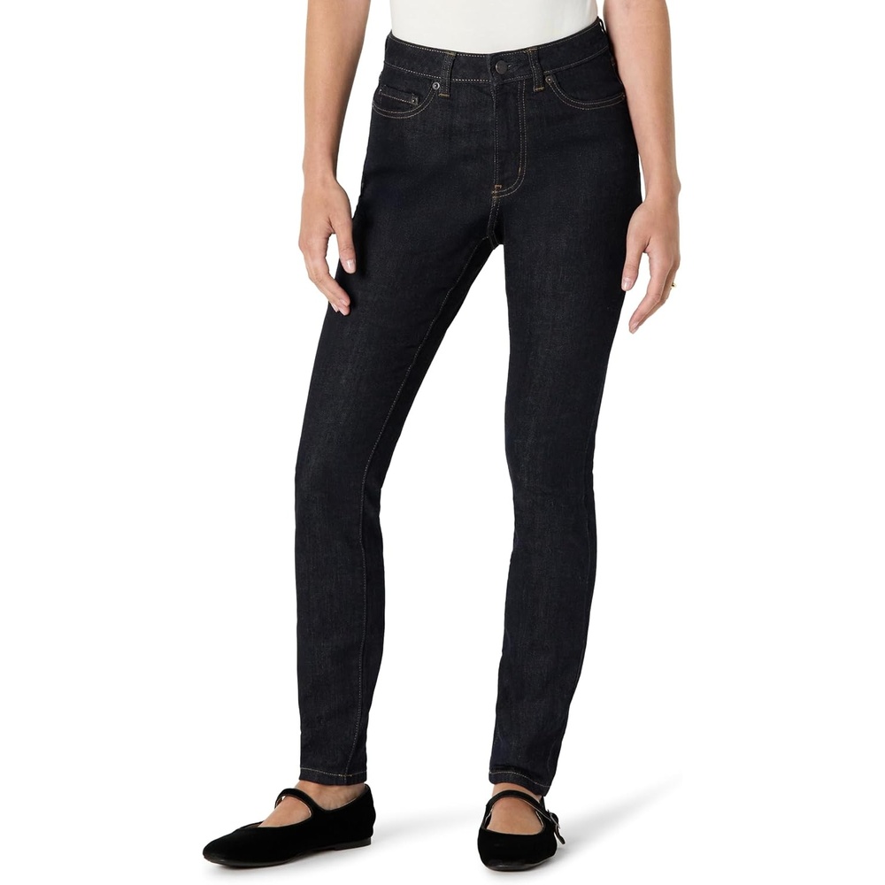 image:imageAmazon Essentials Womens High Stretch HighRise Skinny JeansRinse