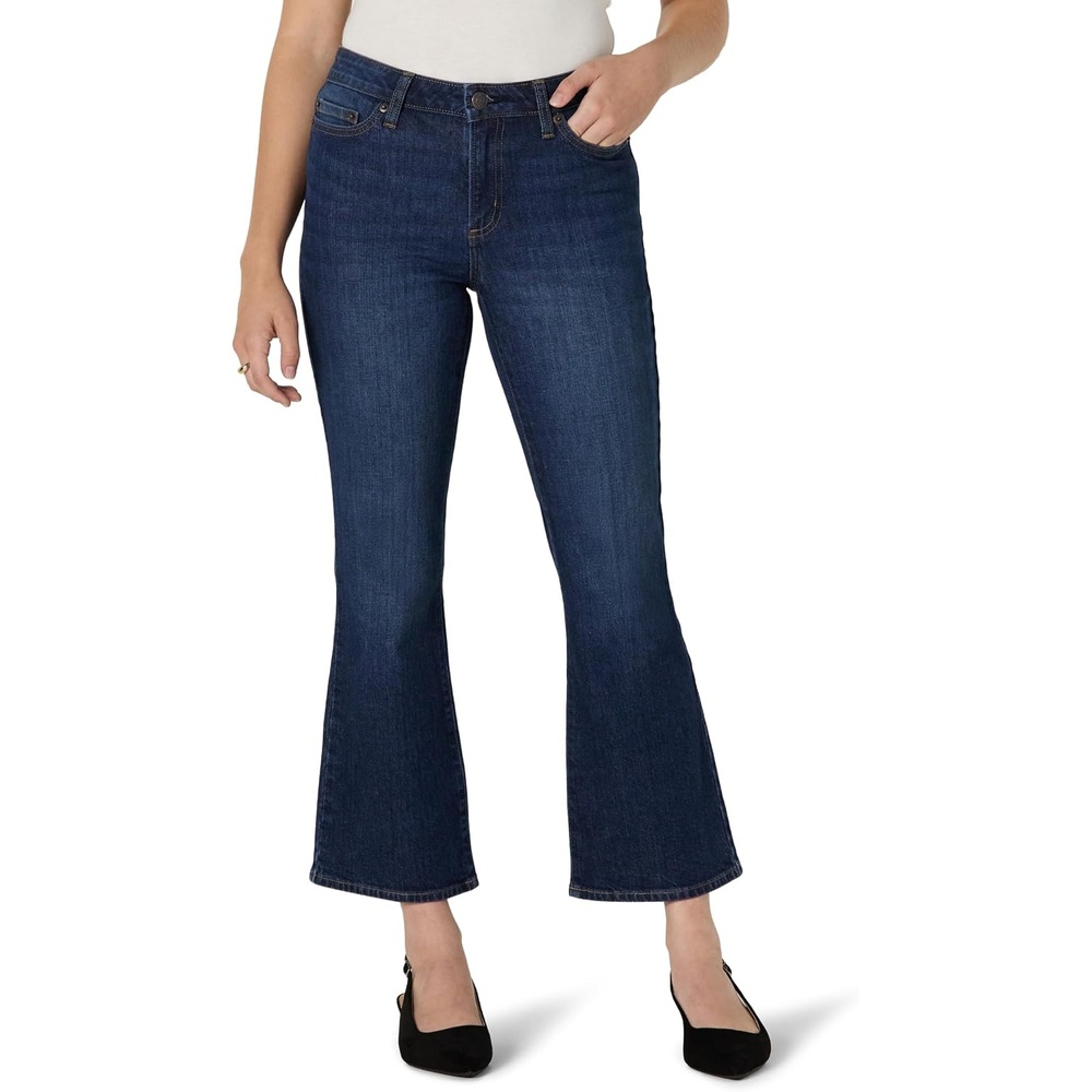 image:imageAmazon Essentials Womens Medium Stretch MidRise FashionForward Kick Crop JeansDark Shadow Wash