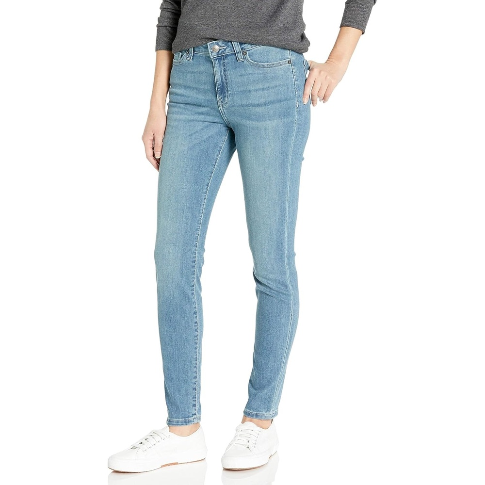 image:imageAmazon Essentials Womens MidRise Stretchy Skinny Denim Jeans 5PocketLight Blue Bleach