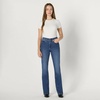 Amazon Essentials Women’s Curvy Slim-Fit Mid-Rise Bootcut Jeans(Classic Medium Wash)