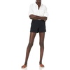 Amazon Essentials Women’s Mid-Rise Slim-Fit 3.5 Inch Inseam Stretch Cotton Khaki Shorts(Black)