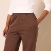 Amazon Essentials Women’s Relaxed Fit Sweatpants Joggers with Elastic Waist, Mid Rise (Available in Plus Size)(Deep Brown)