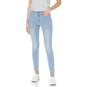 Amazon Essentials Women’s Mid-Rise Stretchy Skinny Denim Jeans, 5-Pocket(Washed Blue)