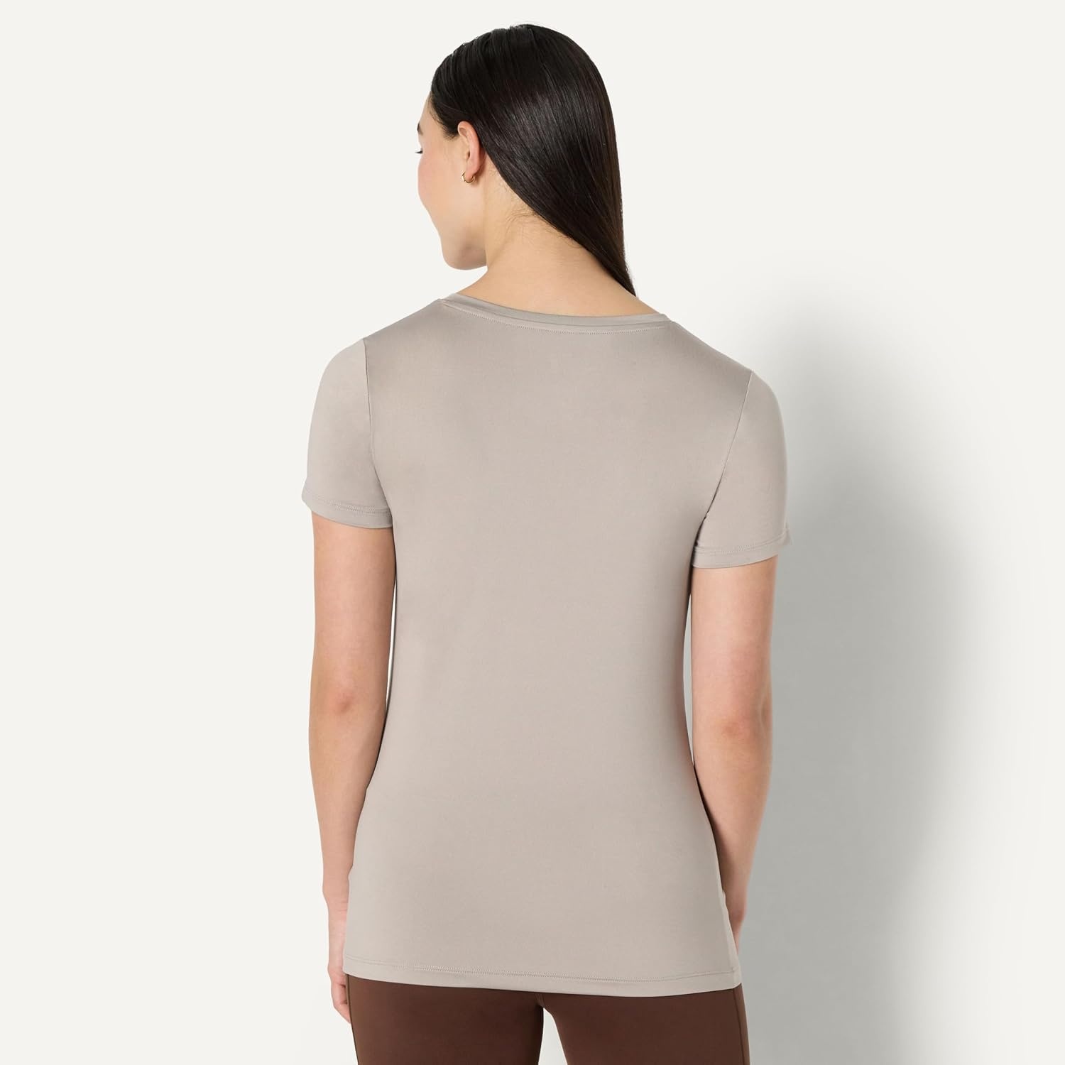 image:imageAmazon Essentials Womens Active Quick Dry Tech Stretch ShortSleeve VNeck TShirt MoistureWicking Pack of 2Beige Hot Pink