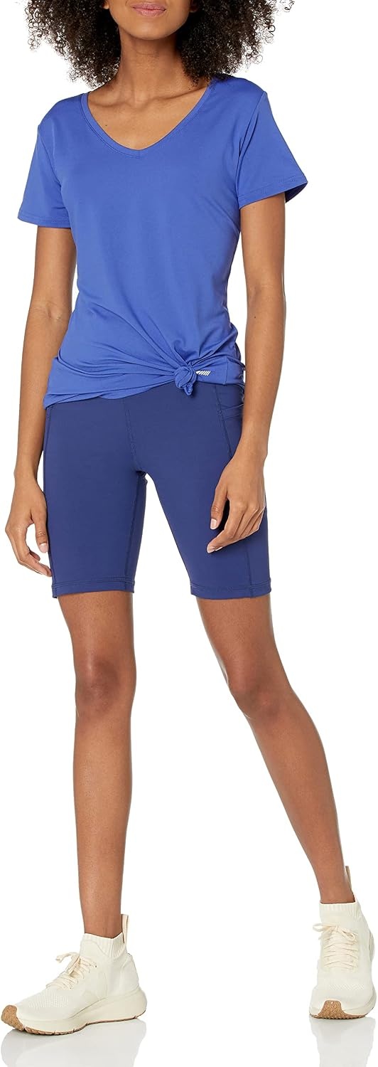 image:imageAmazon Essentials Womens Active Quick Dry Tech Stretch ShortSleeve VNeck TShirt MoistureWicking Pack of 2BlackBright Blue