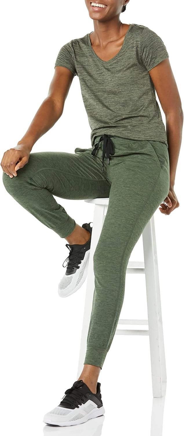 image:imageAmazon Essentials Womens Active Quick Dry Tech Stretch ShortSleeve VNeck TShirt MoistureWicking Pack of 2BlackOlive Space Dye