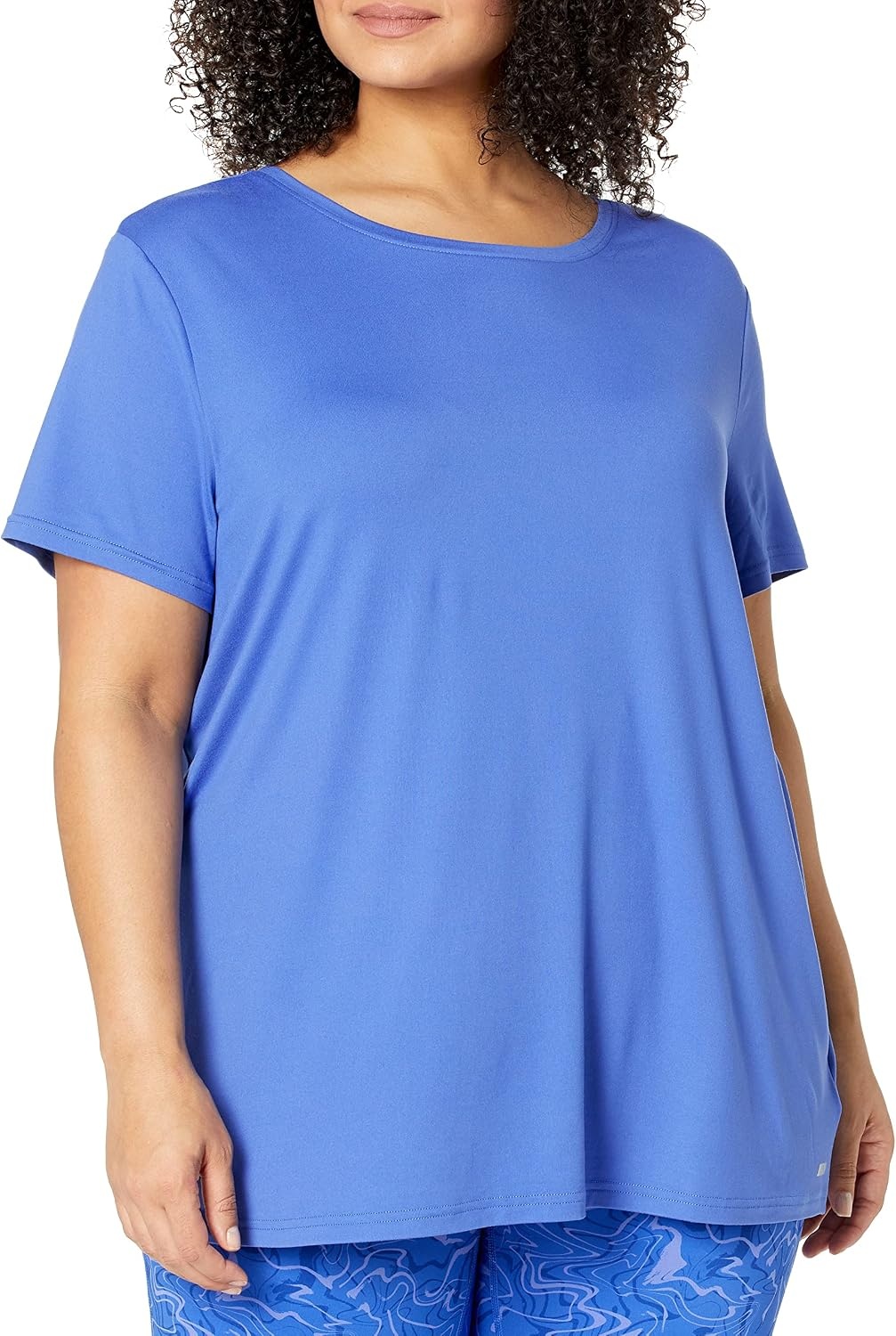 image:imageAmazon Essentials Womens Active Quick Dry Tech Stretch ShortSleeve VNeck TShirt MoistureWicking Pack of 2BlueOrchid Purple