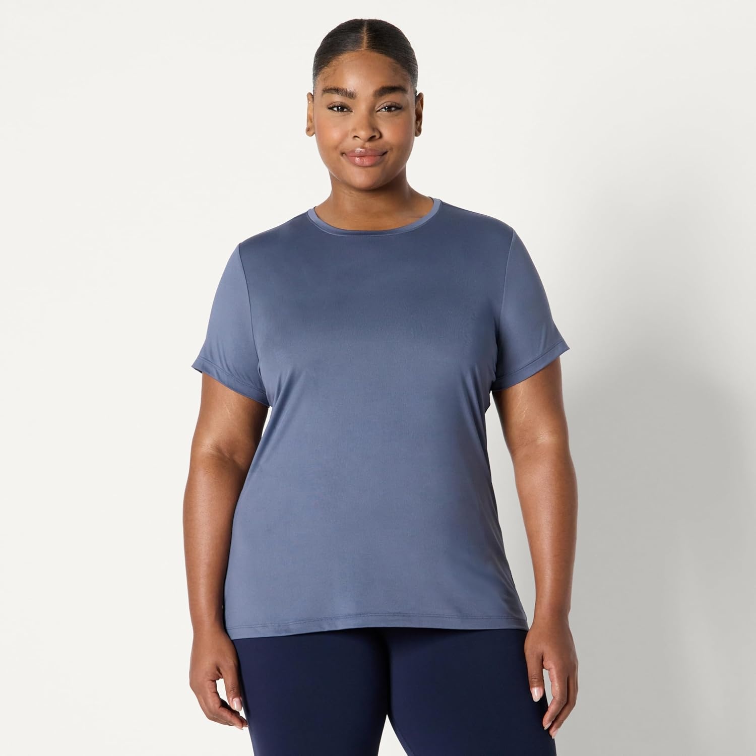 image:imageAmazon Essentials Womens Active Quick Dry Tech Stretch ShortSleeve VNeck TShirt MoistureWicking Pack of 2Slate Grey Navy