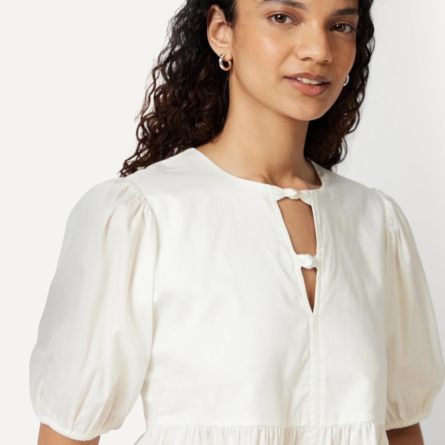 image:imageAmazon Essentials Womens Cotton Sateen RelaxedFit Peplum BlouseWhite
